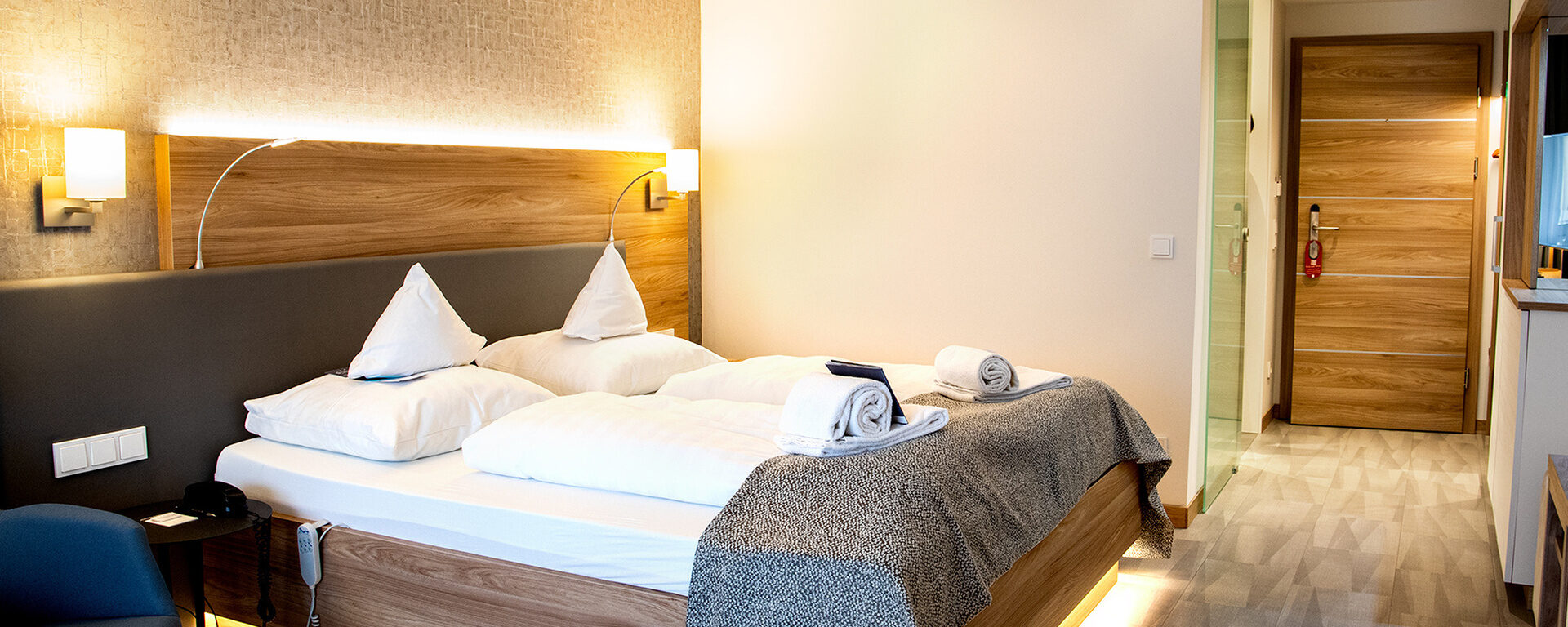 Im Hotel St. Wolfgang in Bad Griesbach heißen wir Sie willkommen mit sauberen, modern ausgestatteten Zimmern