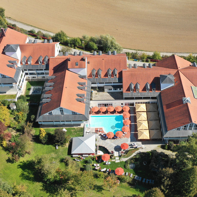 Klinik und Hotel St. Wolfgang in Bad Griesbach: Hier sehen Sie die Außenansicht unseres Hauses.